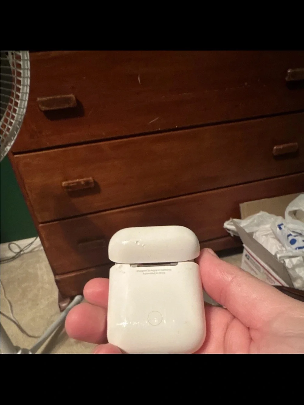 Apple air pods generation 2